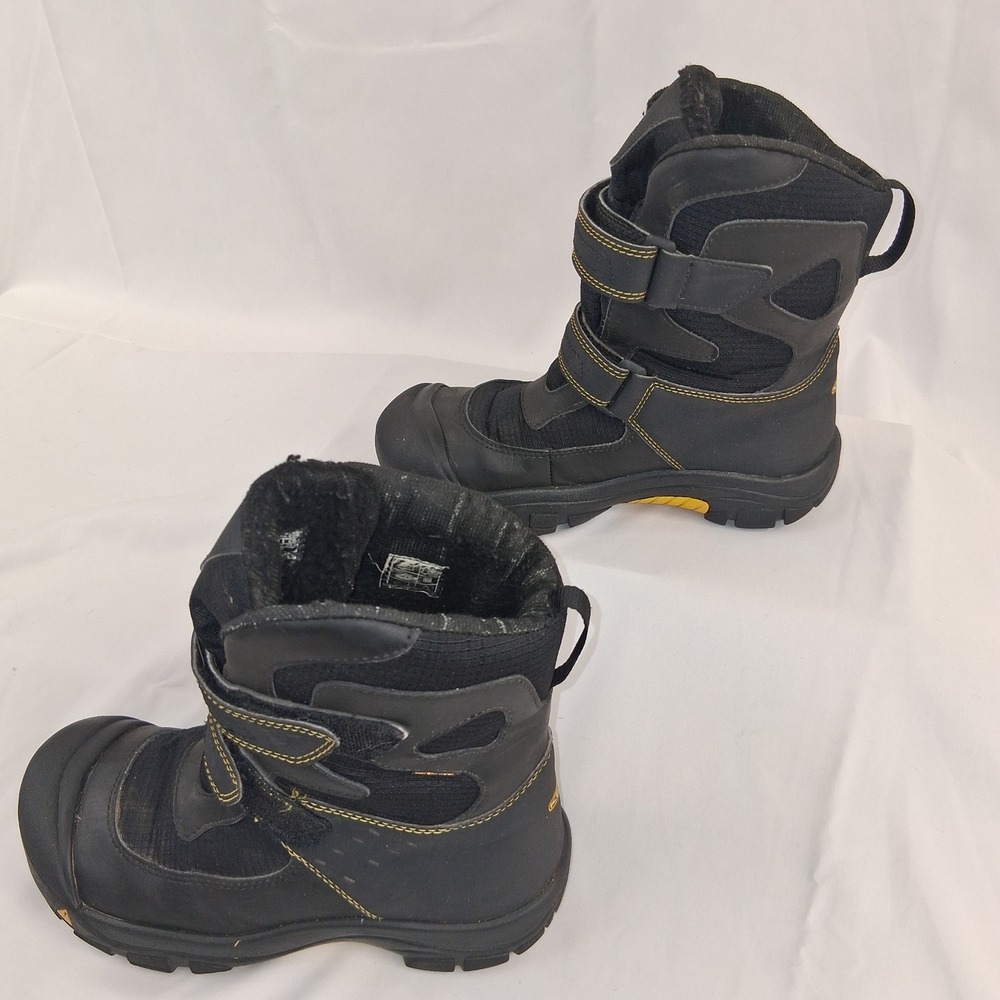 KEEN Kids Waterproof Winter Snow Boots Black Yellow Insulated Size 5 Youth